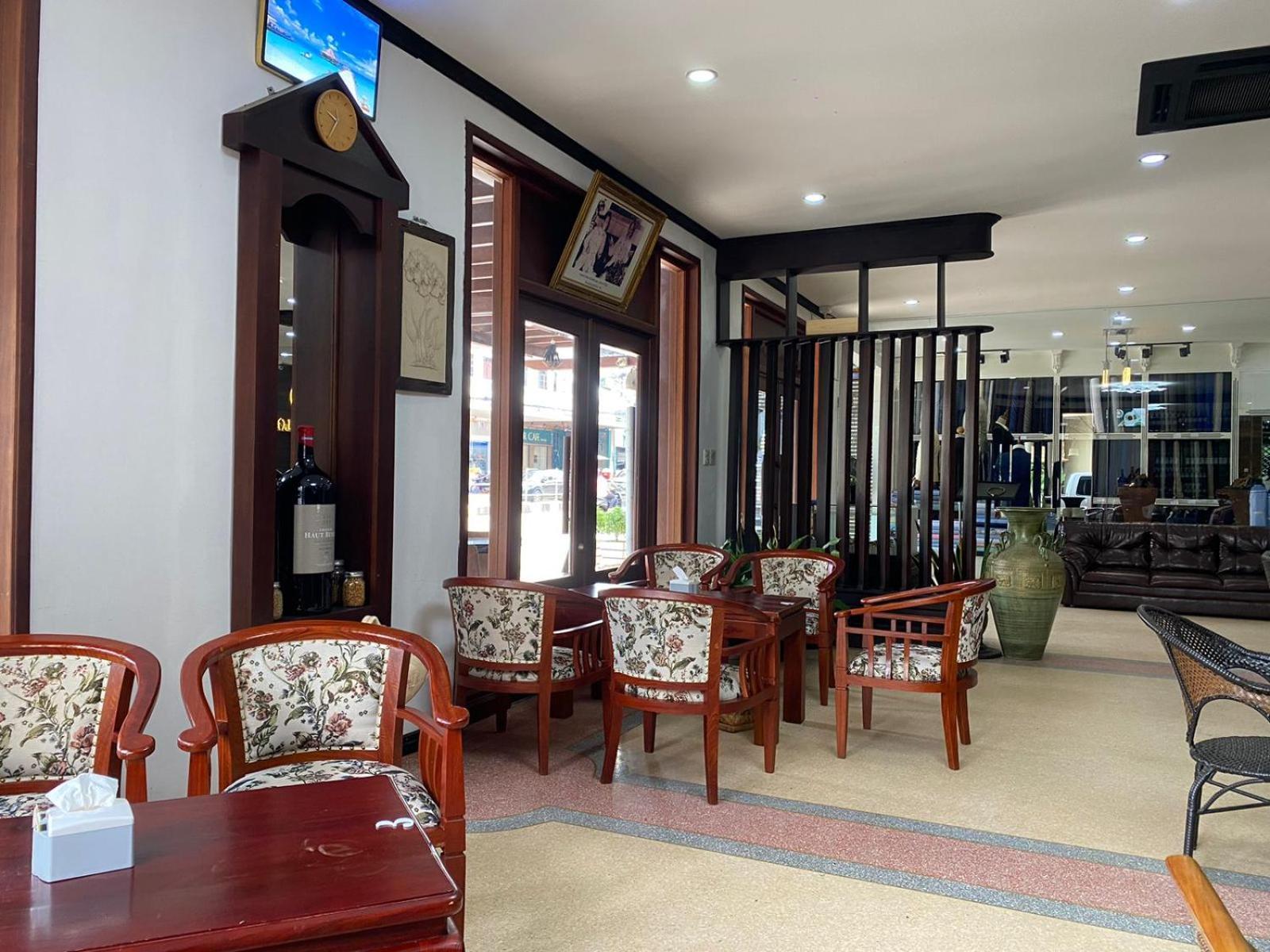 Subinh Hotel And Restaurant Pakse Eksteriør bilde