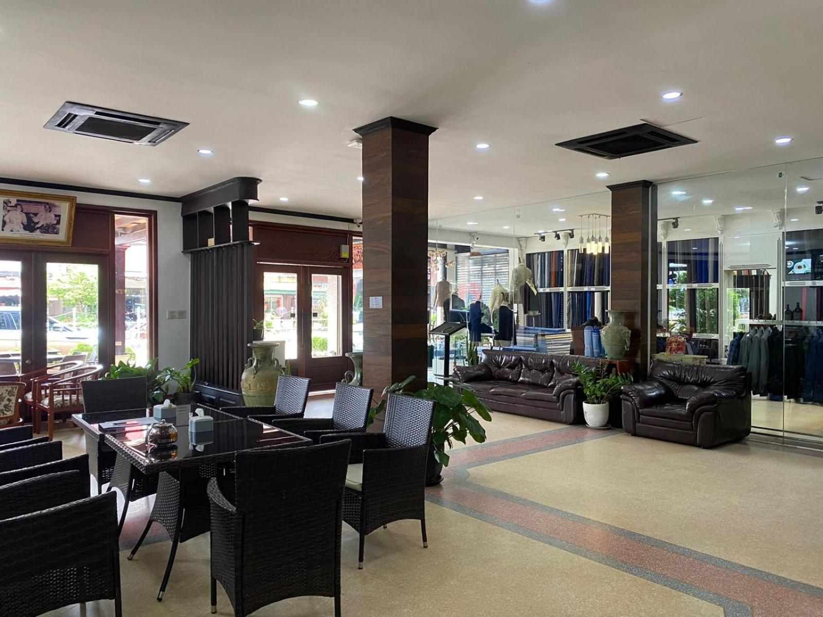 Subinh Hotel And Restaurant Pakse Eksteriør bilde