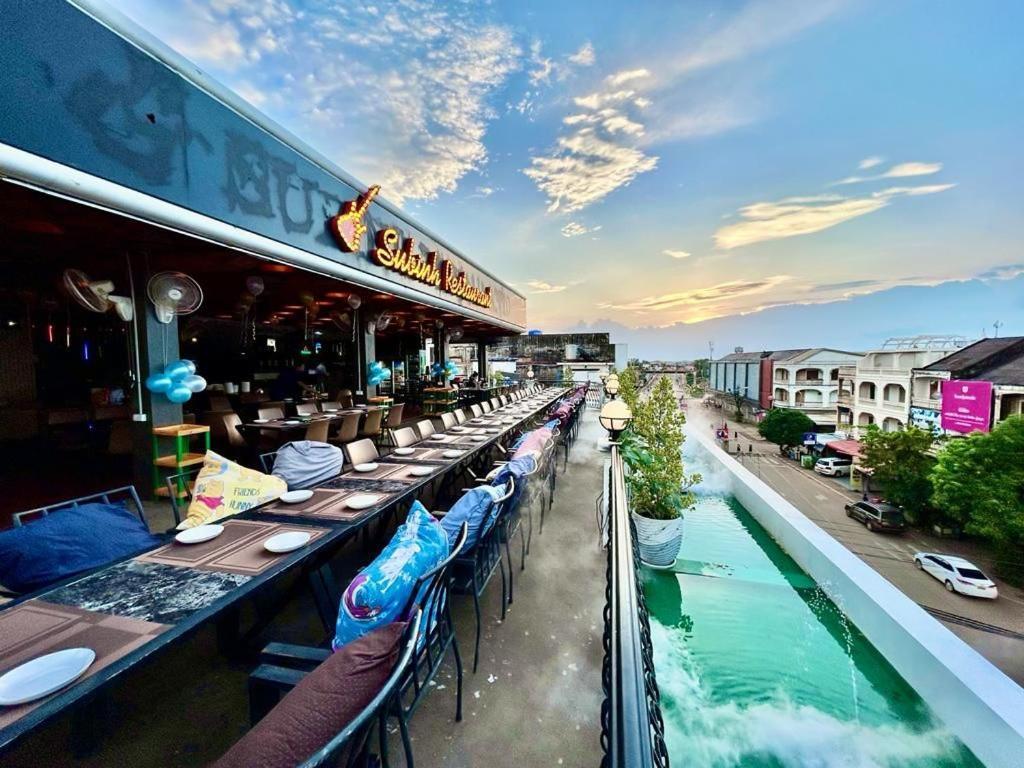 Subinh Hotel And Restaurant Pakse Eksteriør bilde