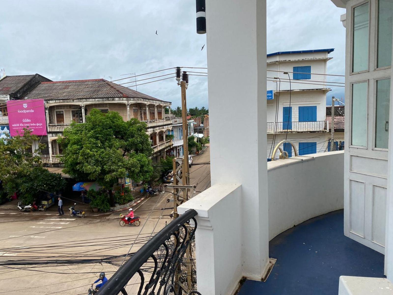 Subinh Hotel And Restaurant Pakse Eksteriør bilde