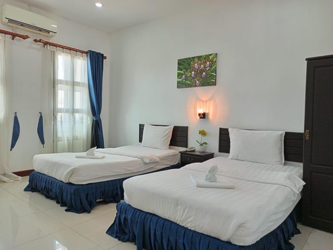 Subinh Hotel And Restaurant Pakse Eksteriør bilde