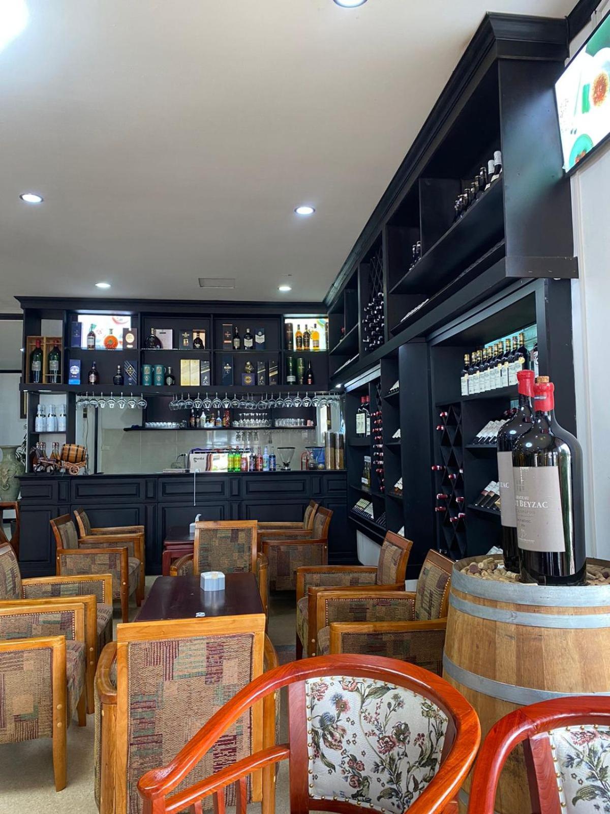Subinh Hotel And Restaurant Pakse Eksteriør bilde