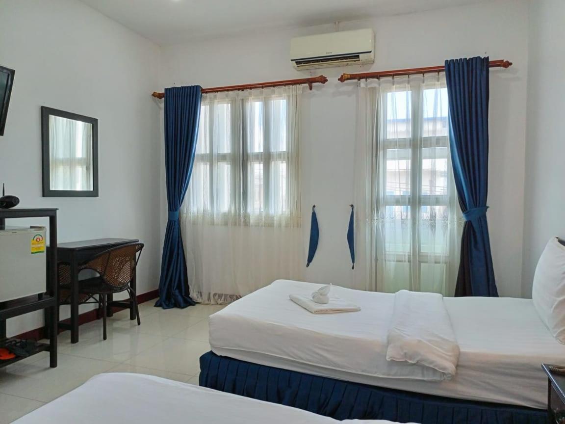Subinh Hotel And Restaurant Pakse Eksteriør bilde