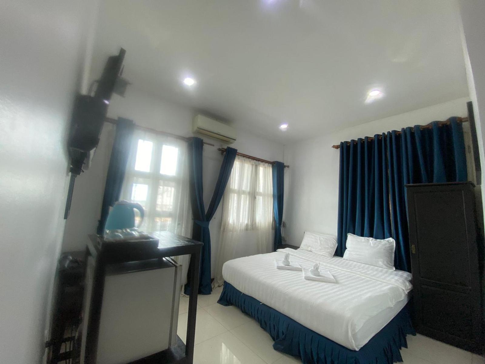 Subinh Hotel And Restaurant Pakse Eksteriør bilde