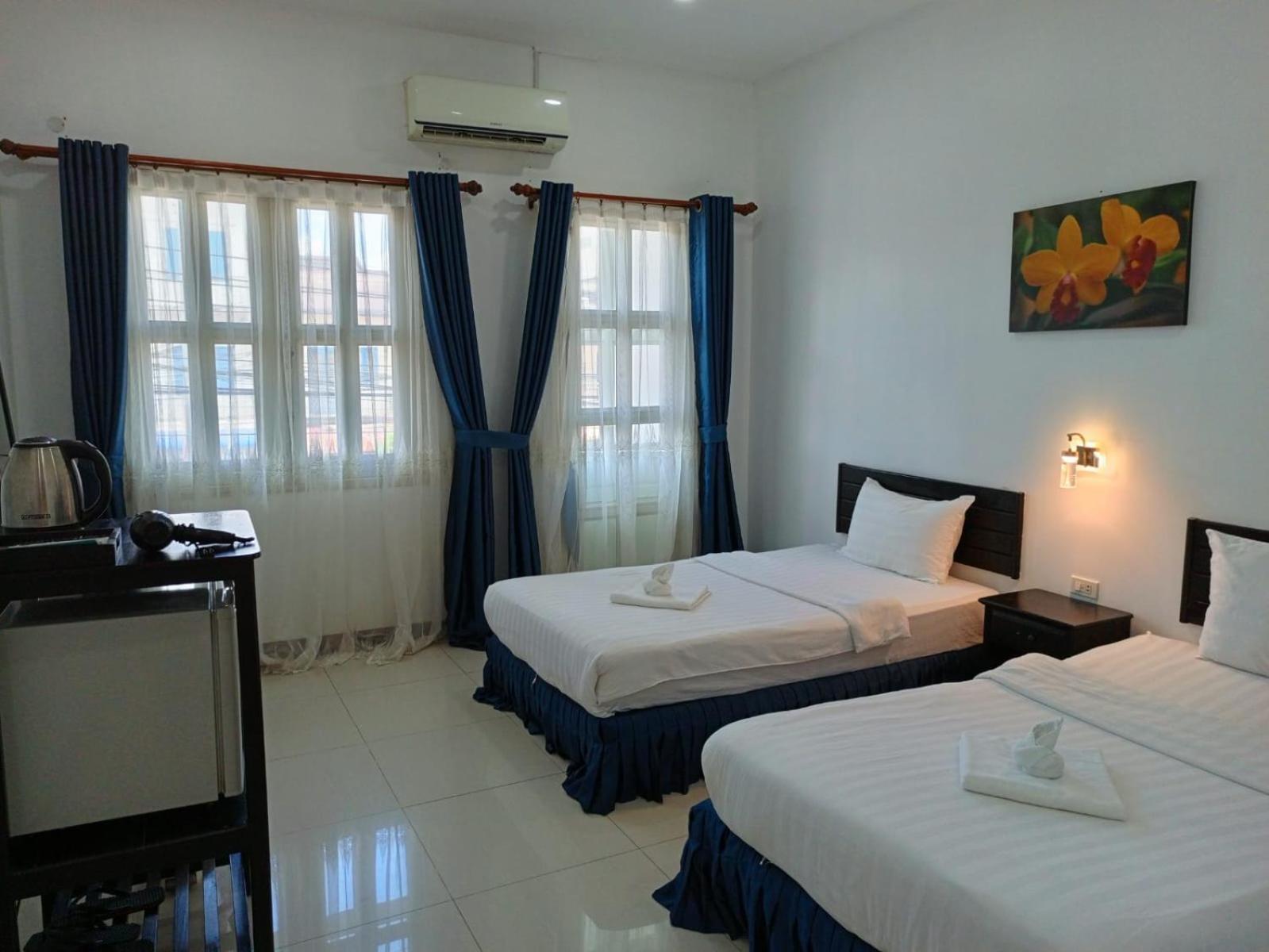 Subinh Hotel And Restaurant Pakse Eksteriør bilde